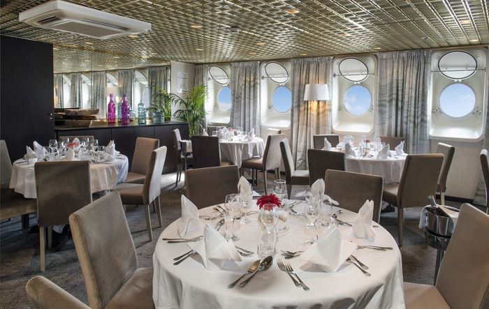Restaurants, Bars & Cafés on La Belle de L'Adriatique
